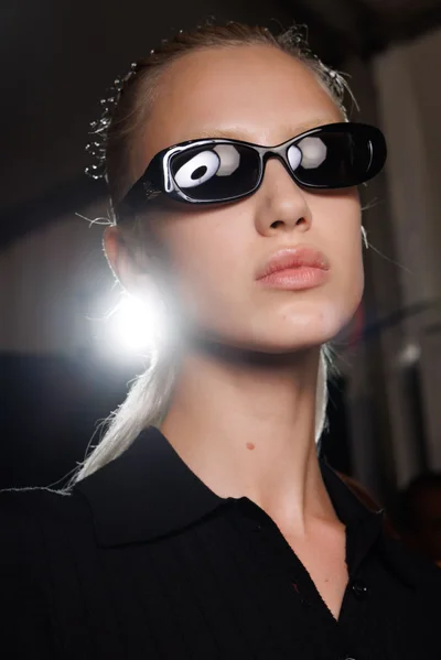 Look 25